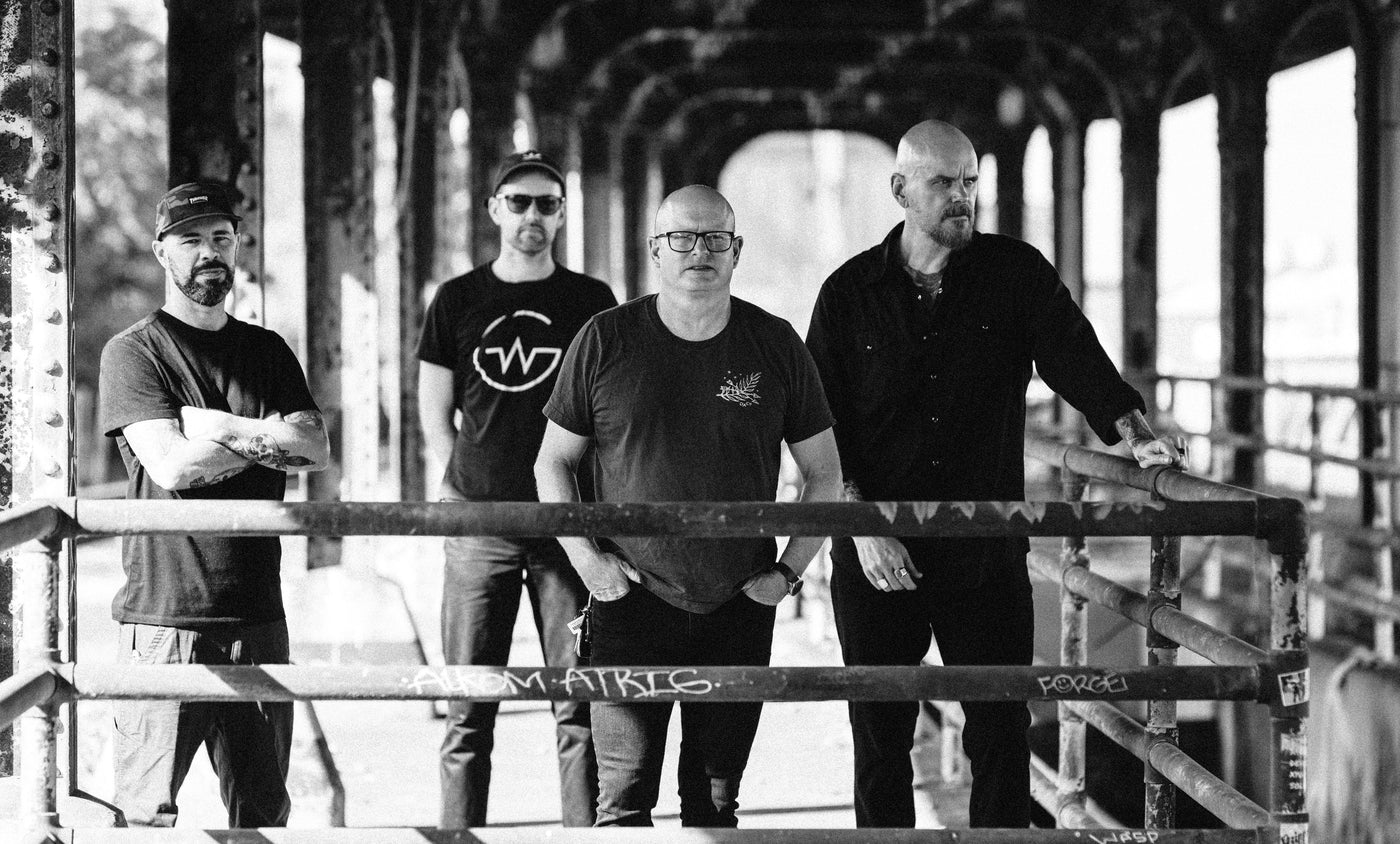 MIRRORLESS RELEASE DEBUT, SELF-TITLED EP