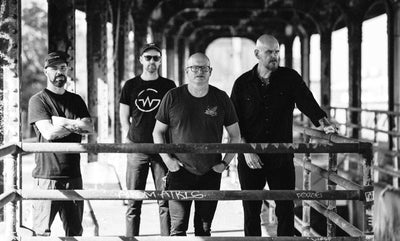 MIRRORLESS RELEASE DEBUT, SELF-TITLED EP